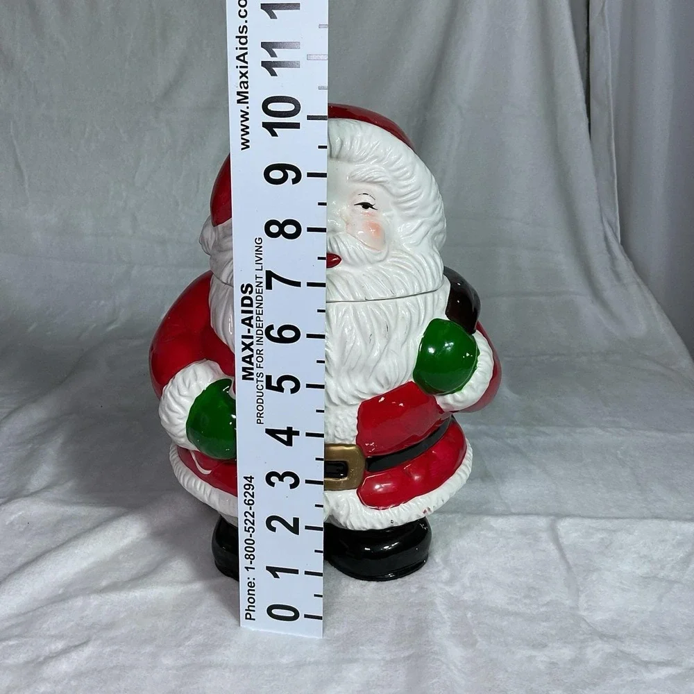 VTG Yin Tai Taiwan Santa Claus Cookie Jar Hand Painted Ceramic Christmas